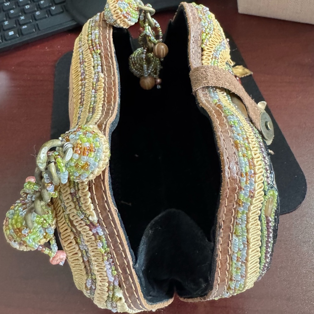 Vintage Mary Frances Floral Shoulder Handbag with Beaded Gold/Brown/Vrs Accents - Picture 12 of 14